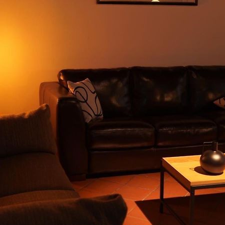 Wonderful Central Apartment! مانتوفا المظهر الخارجي الصورة