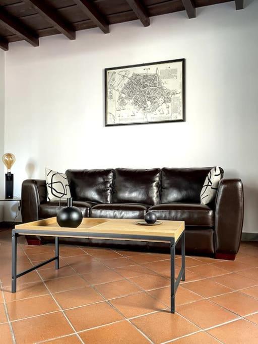 Wonderful Central Apartment! مانتوفا المظهر الخارجي الصورة